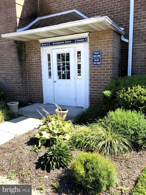 156 Riversedge Dr unit 156, Norristown, PA 19403 - photo 1