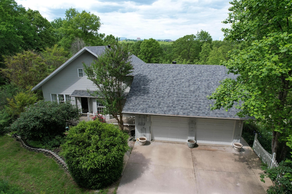 Pending $465,000 • Co-Listing Agent