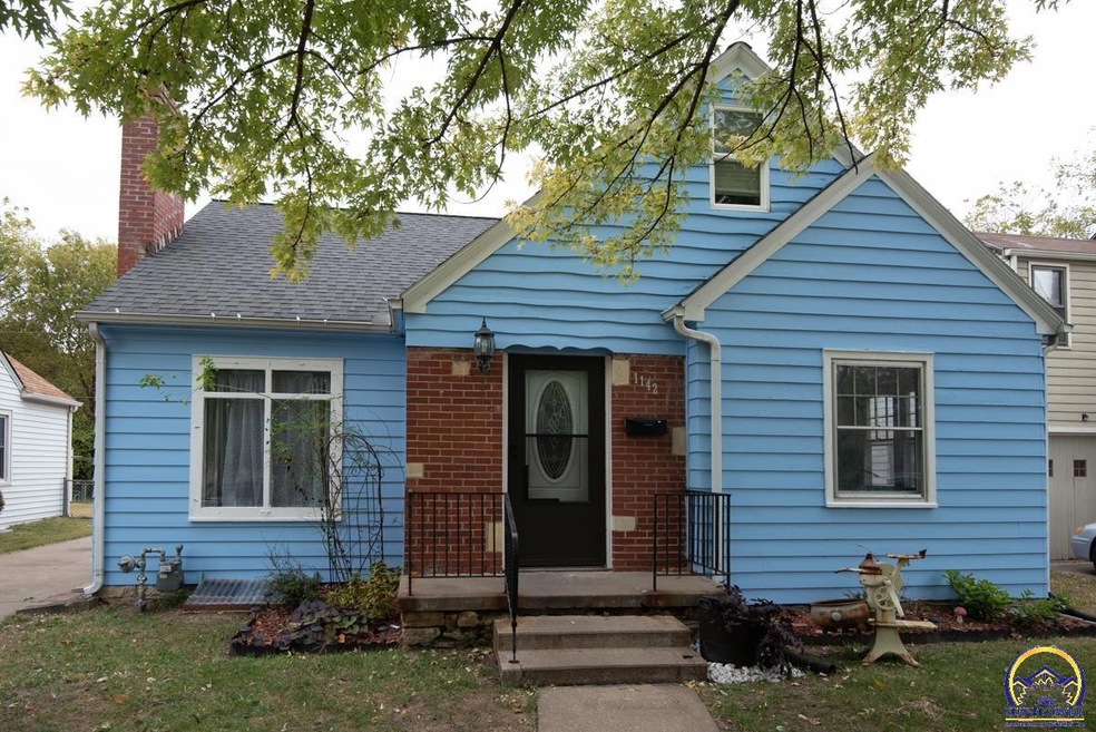 1142 SW Wayne Ave, Topeka, KS 66604 - photo 1