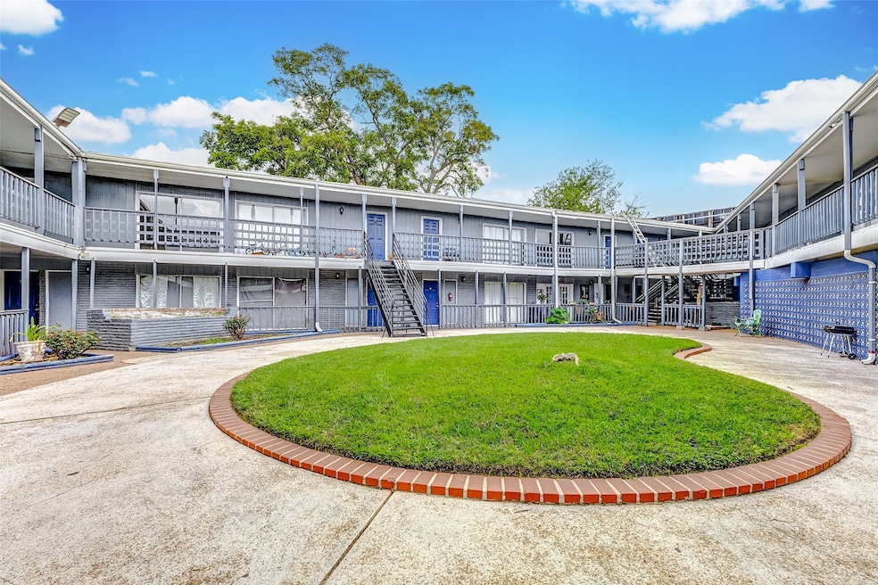 7527 Gulf Fwy unit 2, Houston, TX 77017 - photo 1