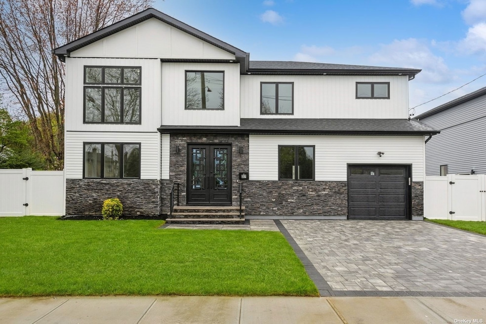 37 Farmers Ave, Bethpage, NY 11714 - photo 1