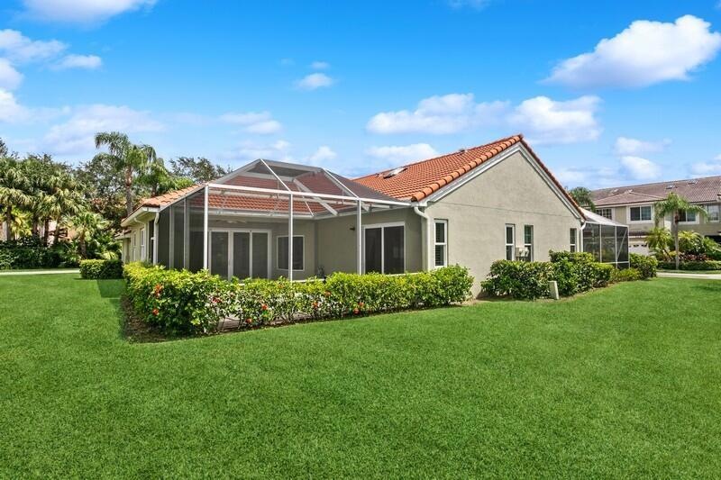 117 N Lakeshore Dr, Hypoluxo, FL 33462 - photo 1