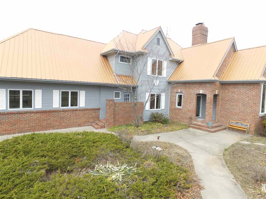 3409 E Siebert Rd, Midland, MI 48642 - photo 1