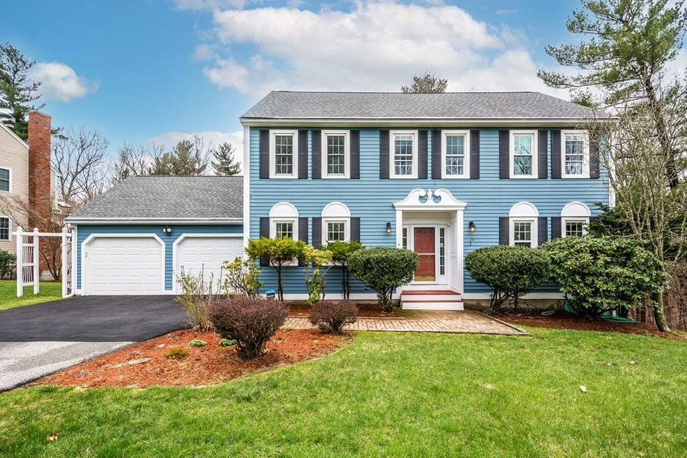 6 Old Farm Cir, Shrewsbury, MA 01545 - photo 1