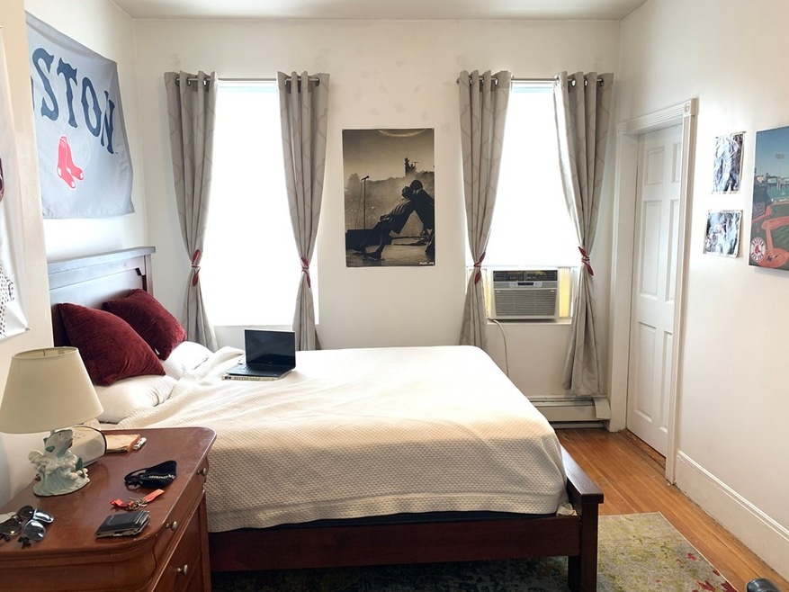 29 Sheafe St unit 4, Boston, MA 02113 - photo 1