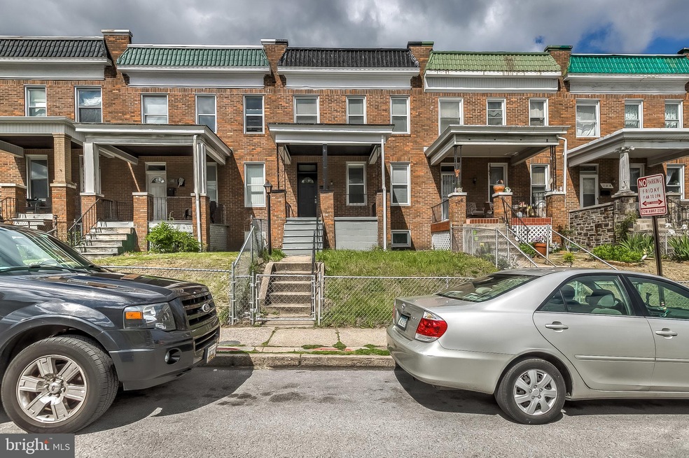 704 Allendale St, Baltimore, MD 21229 - photo 1