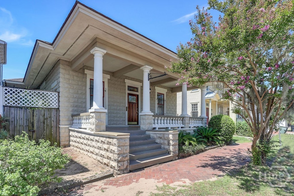 17 E 33rd St, Savannah, GA 31401 - photo 1