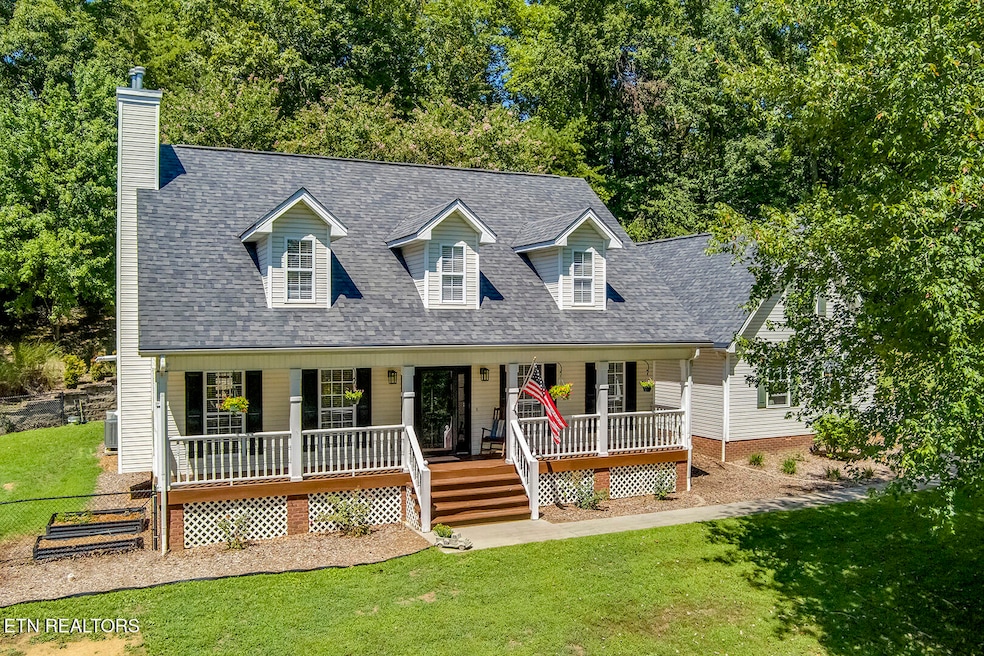 Pending $695,000