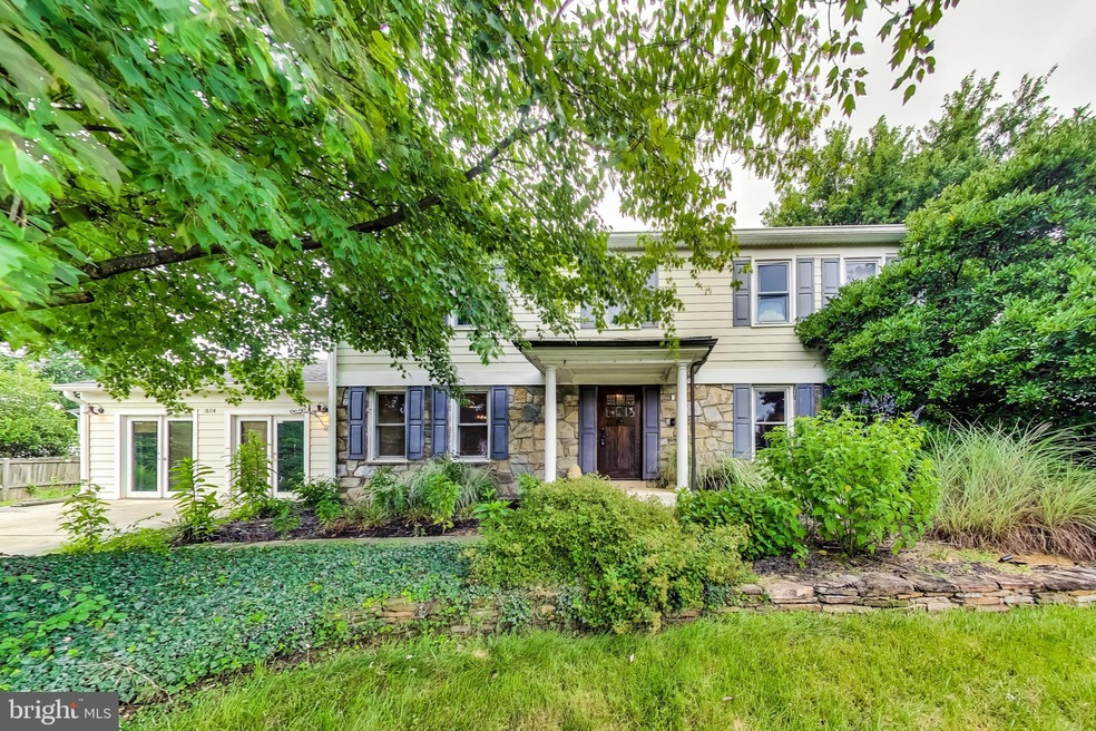 1604 Hopefield Rd, Silver Spring, MD 20905 - photo 1
