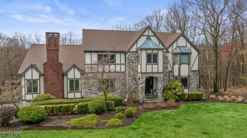 44 Alize Dr, Kinnelon, NJ 07405 - photo 1