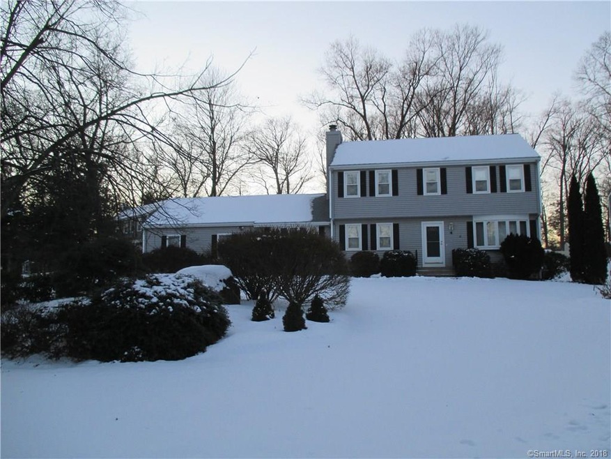 4 Pamela Ct, Farmington, CT 06032 - photo 1