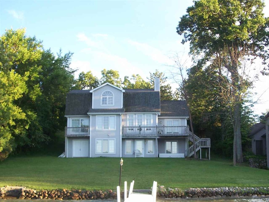 6690 W South Lake Gage Dr, Angola, IN 46703 - photo 1