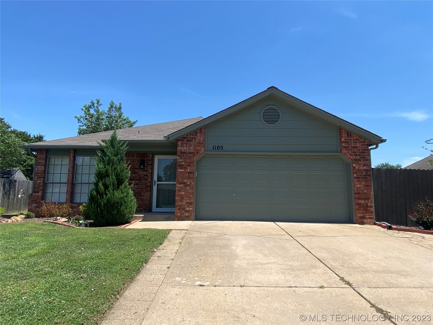 1105 S 32nd St, Broken Arrow, OK 74014 - photo 1