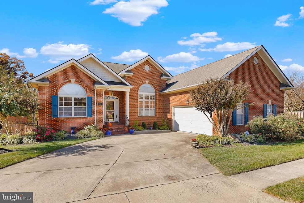 253 Carriage Chase Cir, Warrenton, VA 20186 - photo 1