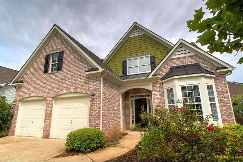 Beautiful 3 bedroom 2 bath home in Mill Creek. Bui