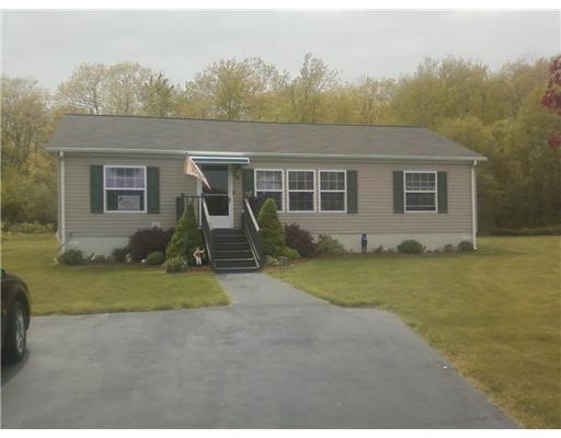 74 Mockingbird Ln, Tiverton, RI 02878 - photo 1
