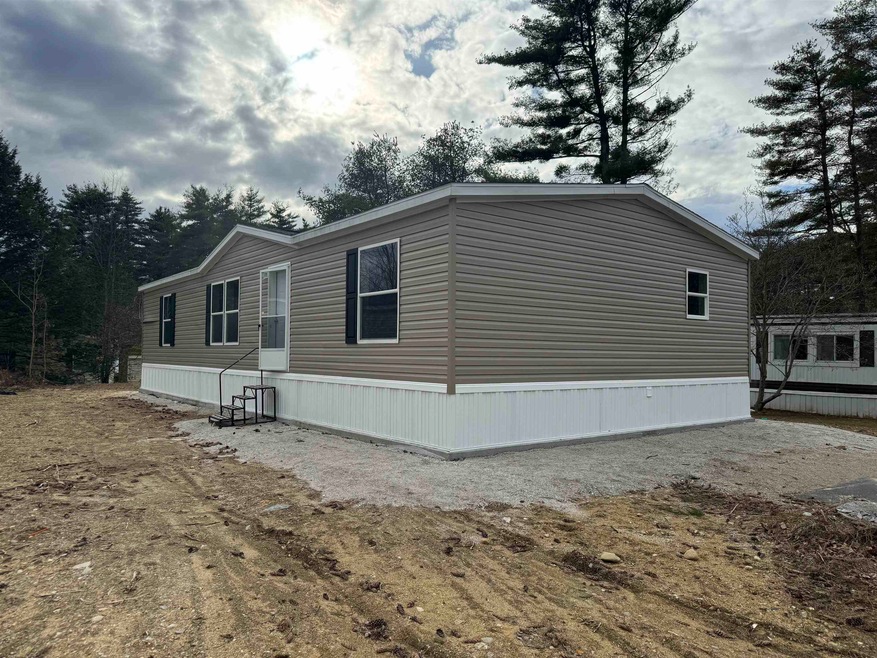 25 Second St, Barrington, NH 03825 - photo 1