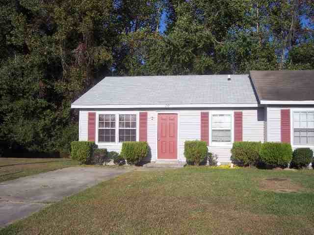 110 Stallion Dr, Jacksonville, NC 28540 - photo 1
