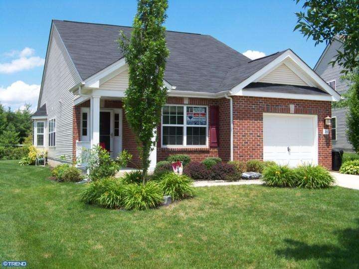 24 Mansion Dr, Swedesboro, NJ 08085 - photo 1