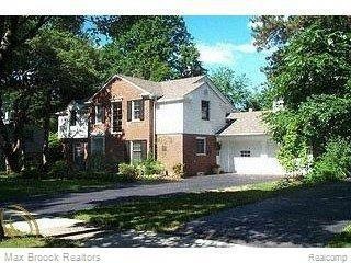 1271 Lyonhurst