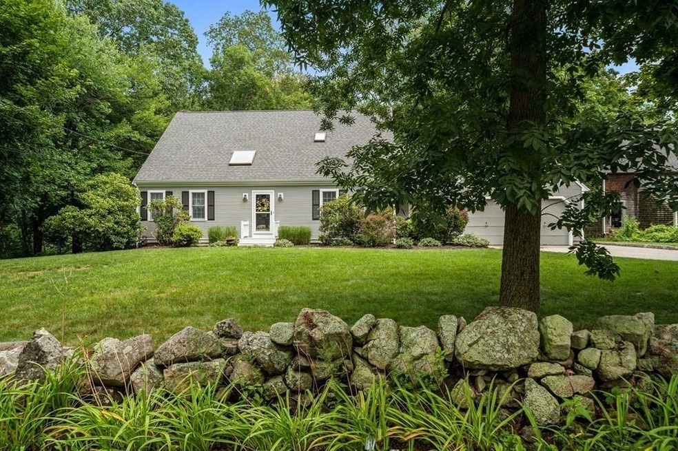 109 Booth Hill Rd, Scituate, MA 02066 - photo 1