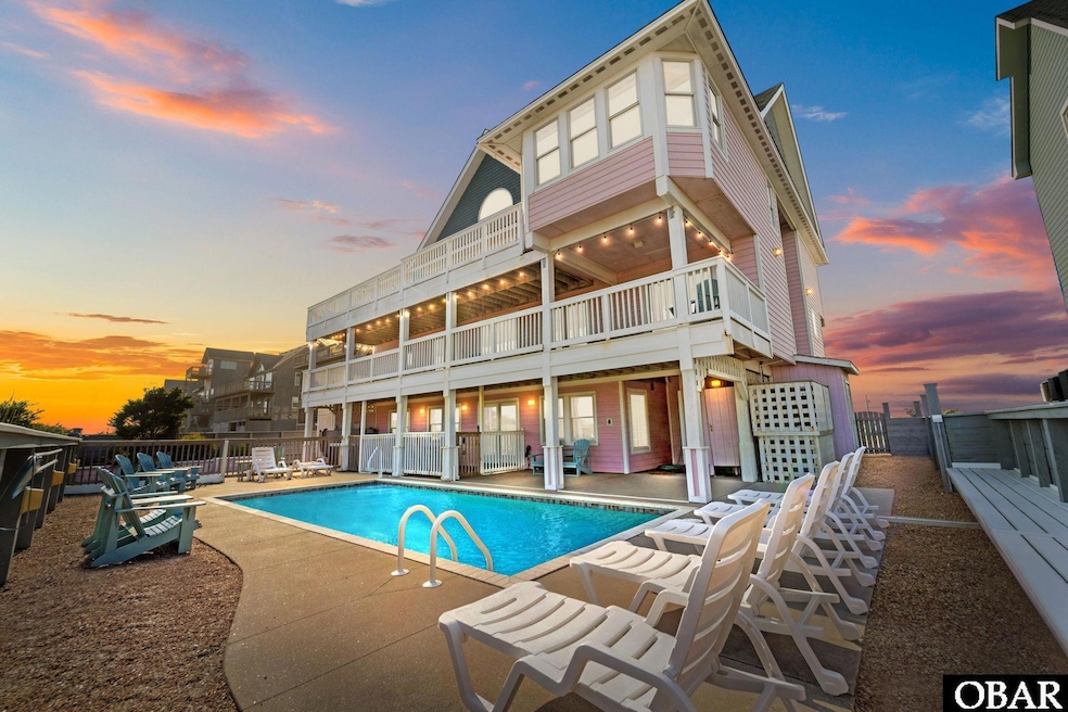 For Sale $2,075,000 • Co-Listing Agent