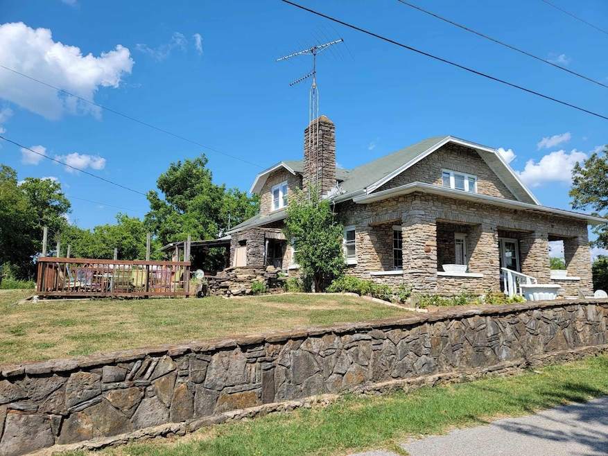 159 E Walnut St, Mount Olivet, KY 41064 - photo 1