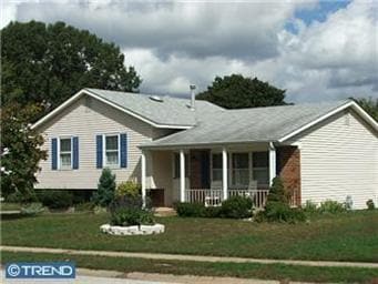 202 Scottfield Dr, Newark, DE 19713 - photo 1