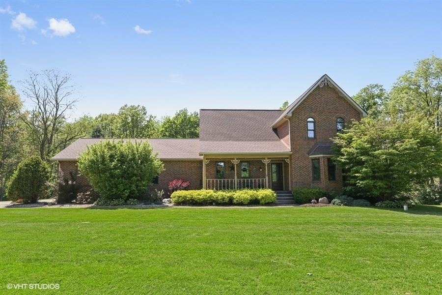 3616 N 400 W, La Porte, IN 46350 - photo 1