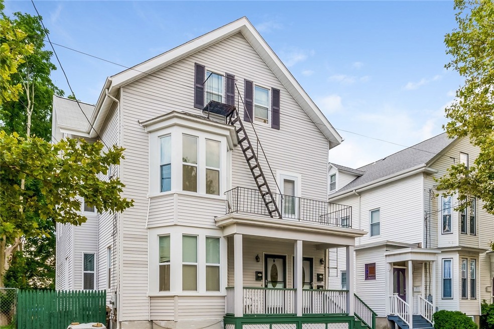 198 Camp St unit 2, Providence, RI 02906 - photo 1