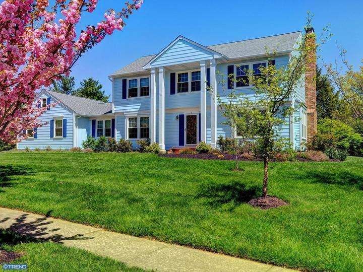 8 Fairfax Ct, Princeton Junction, NJ 08550 - photo 1