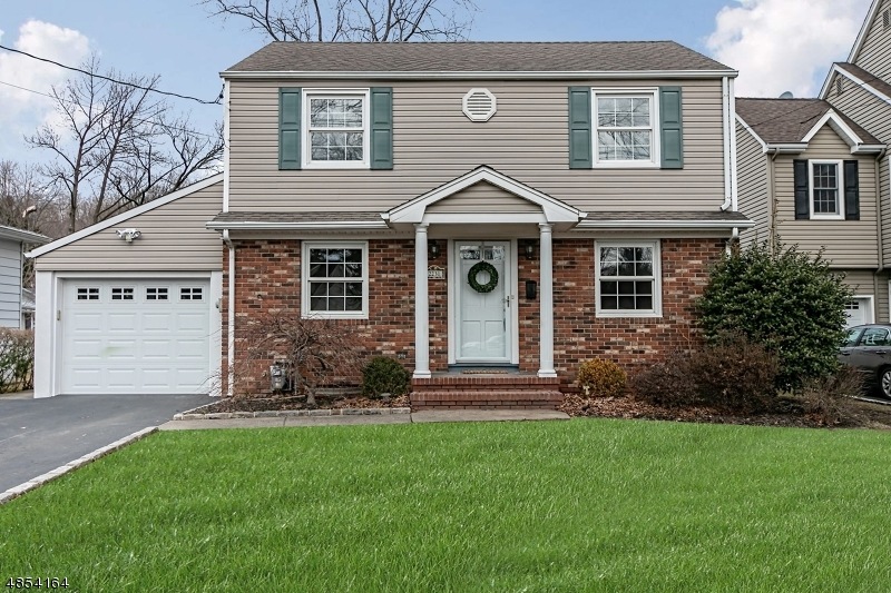 2231 Mountain Ave, Scotch Plains, NJ 07076 - photo 1