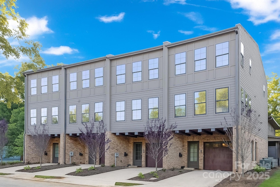 1520 Harrill St, Charlotte, NC 28205 - photo 1