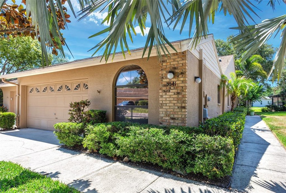 Salem Square Villa