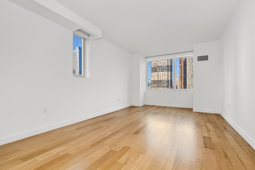 LANA unit 6-A, New York, NY 10018 - photo 1