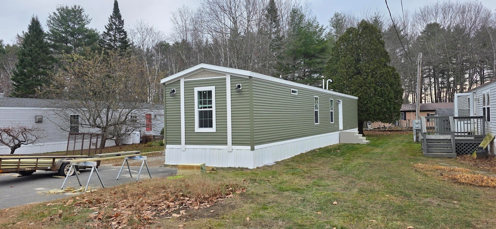 127 Shaker Rd unit 41, Gray, ME 04039 - photo 1