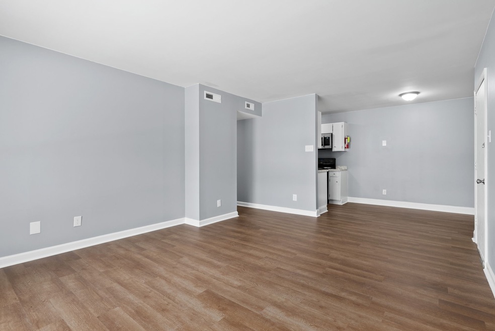 606 Park Ave unit 607-4, Hopkinsville, KY 42240 - photo 1