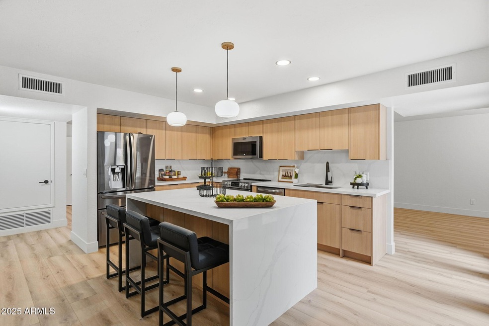 8171 E Del Caverna Dr, Scottsdale, AZ 85258 - photo 1