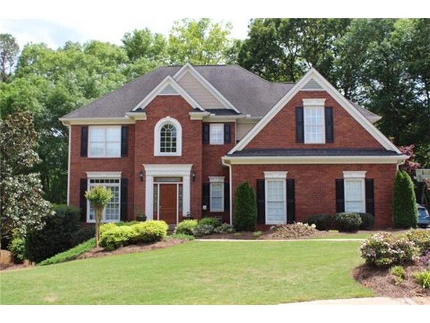 Beautifully maintained 4 bedroom, 4.5 bath home in