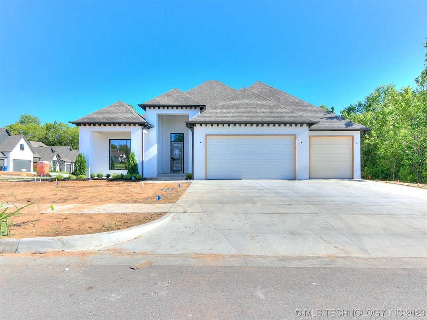 4005 W Albuquerque Place, Broken Arrow, OK 74011 - photo 1
