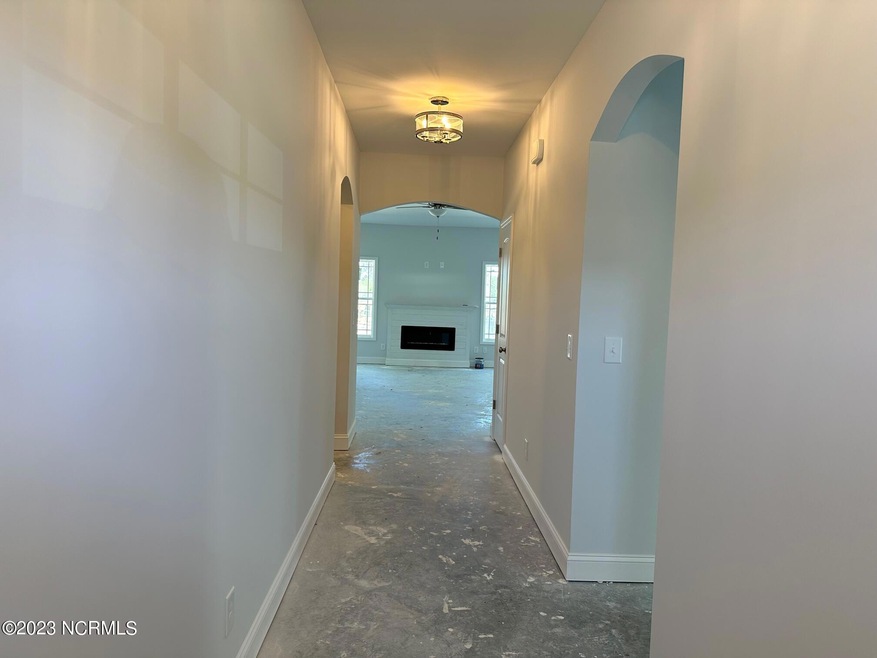 406 Duster Foyer 1 IMG_3929