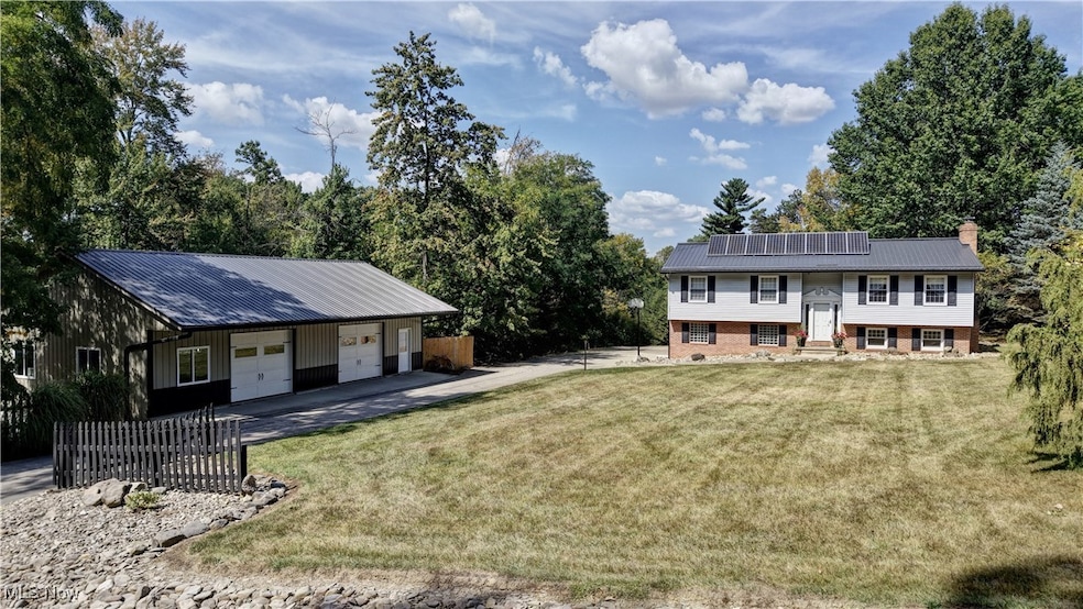 8653 S Paint St, Apple Creek, OH 44606 - photo 1