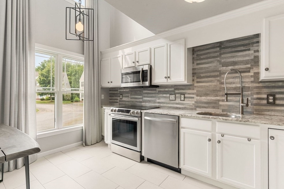 For Sale $584,000 • Co-Listing Agent