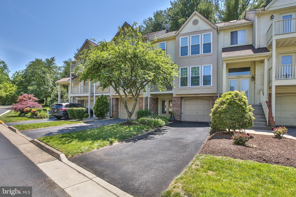 15646 Montview Dr, Dumfries, VA 22025 - photo 1