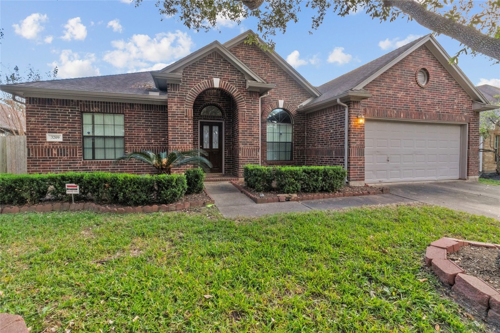 Welcome home to this beauty on a cul-de-sac street