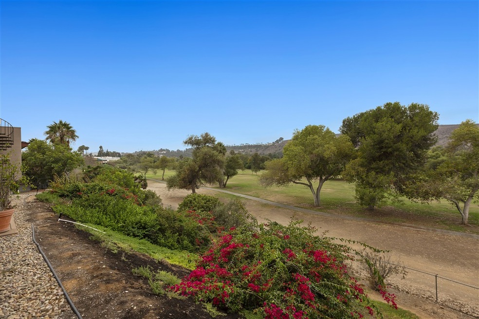 Golf course view Fairway 14 on Admiral Baker south