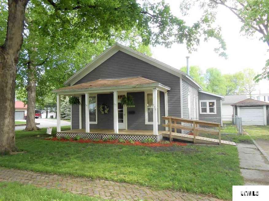 226 3rd St, Lincoln, IL 62656 - photo 1