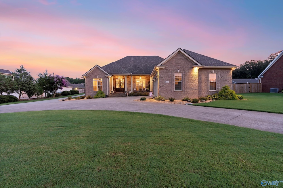133 Woodfern Dr, Killen, AL 35645 - photo 1