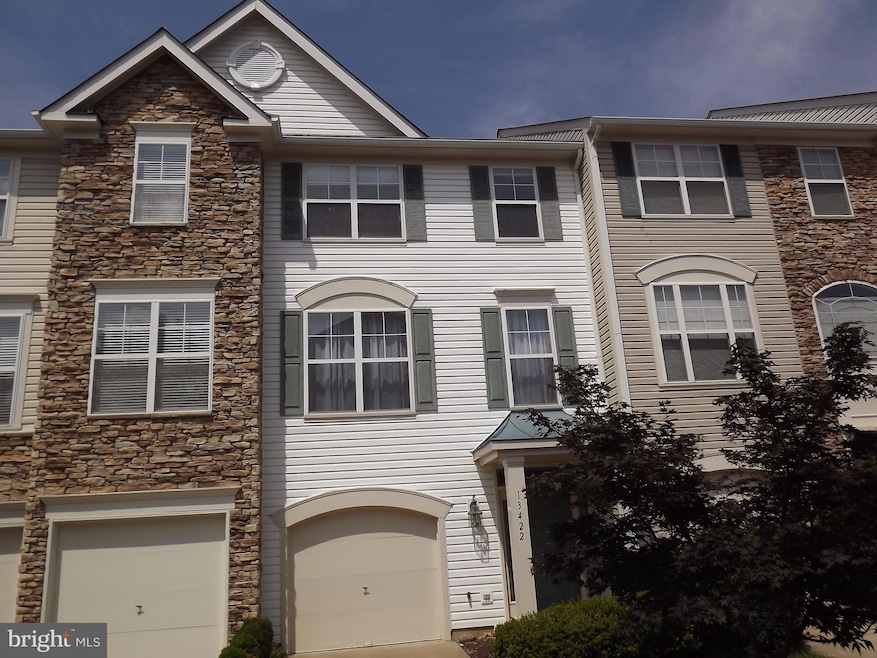 13422 Burrough Farm Dr, Herndon, VA 20171 - photo 1