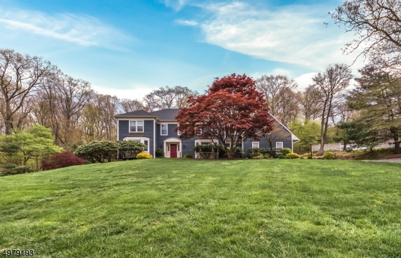 36 Cromwell Dr, Mendham, NJ 07945 - photo 1